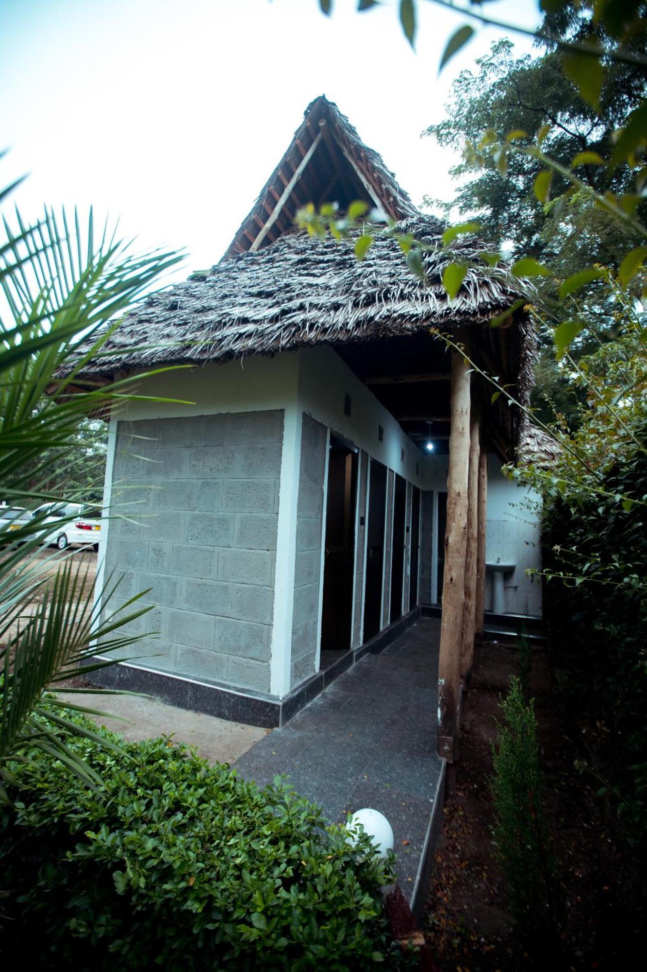 Charming Eco-Homestay Near Kilimanjaro International Airport Arusha Ngoại thất bức ảnh